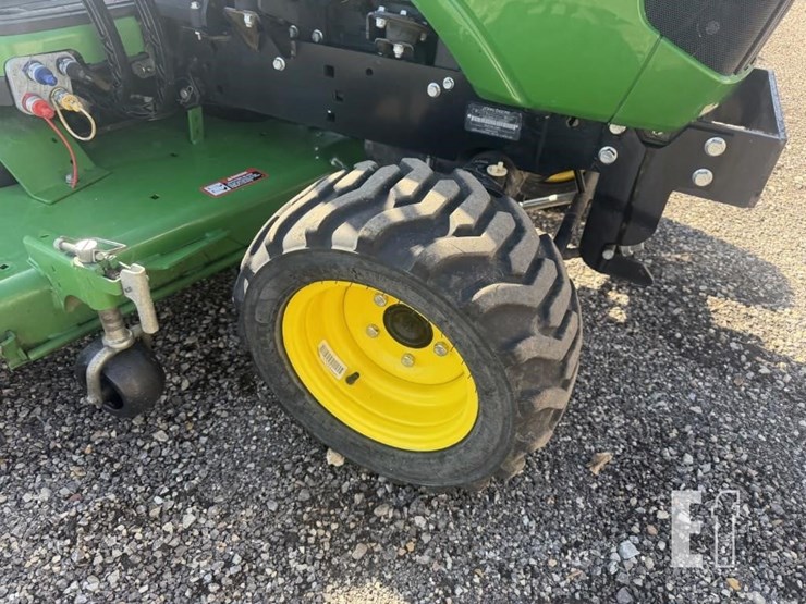 john-deere-1025r-image-11