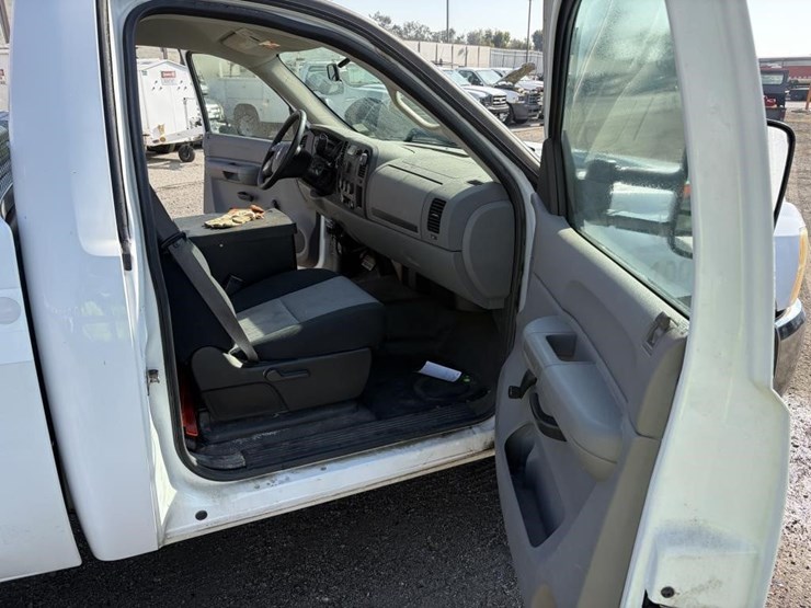 2007-chevrolet-silverado-2500hd-image-9