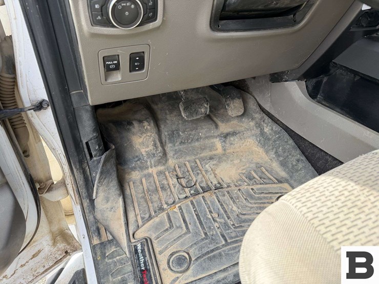 2018-ford-f150-image-30