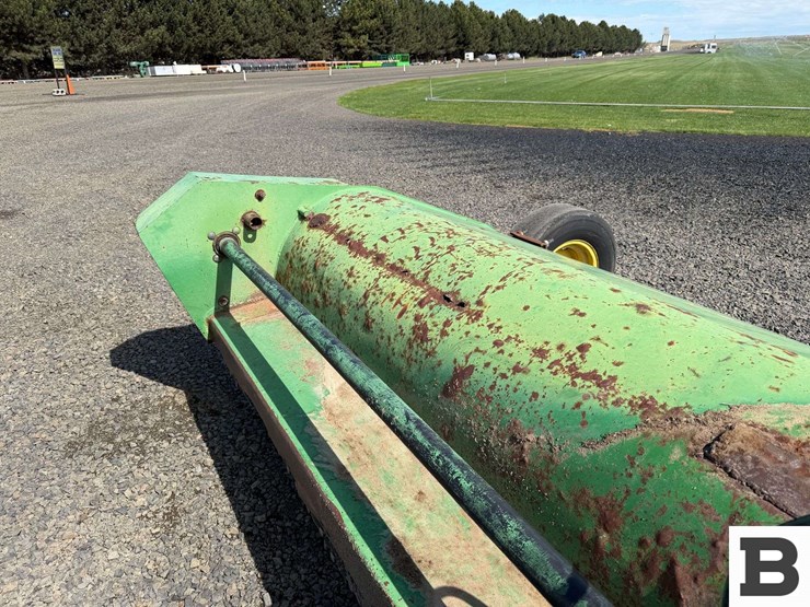 john-deere-27-image-16