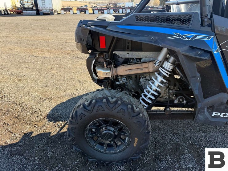 2023-polaris-razor-xp-1000-atv-image-26