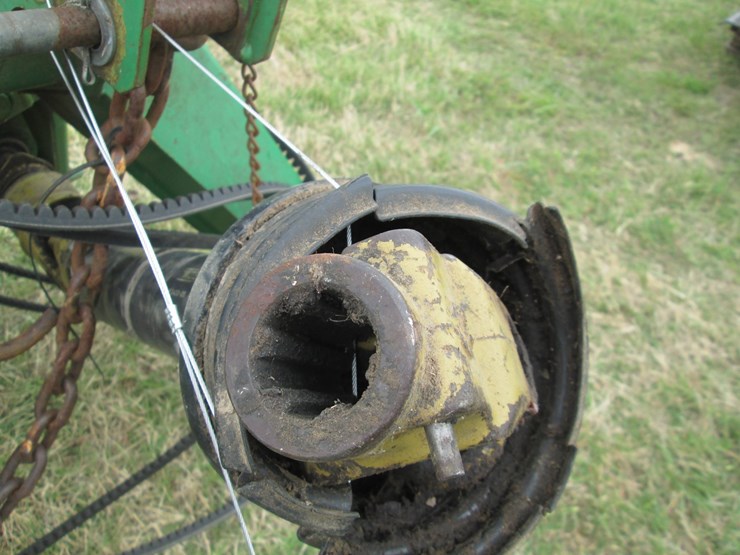 john-deere-275-image-10