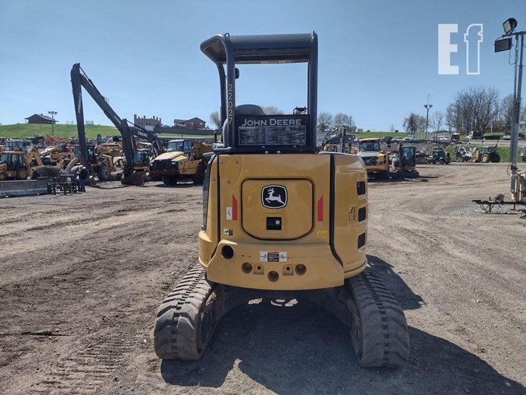 2022-deere-35g-image-4
