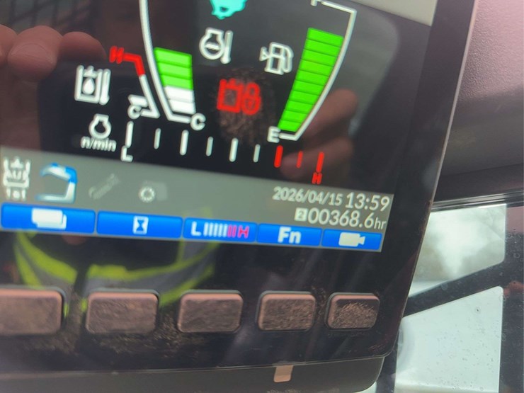 2024-takeuchi-tl6r-image-30