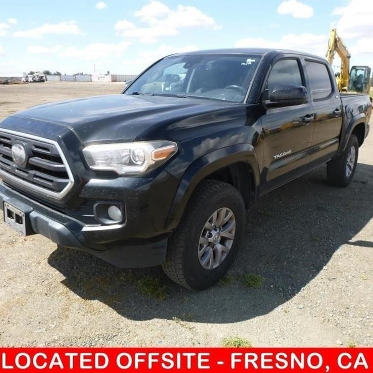 2018 TOYOTA TACOMA