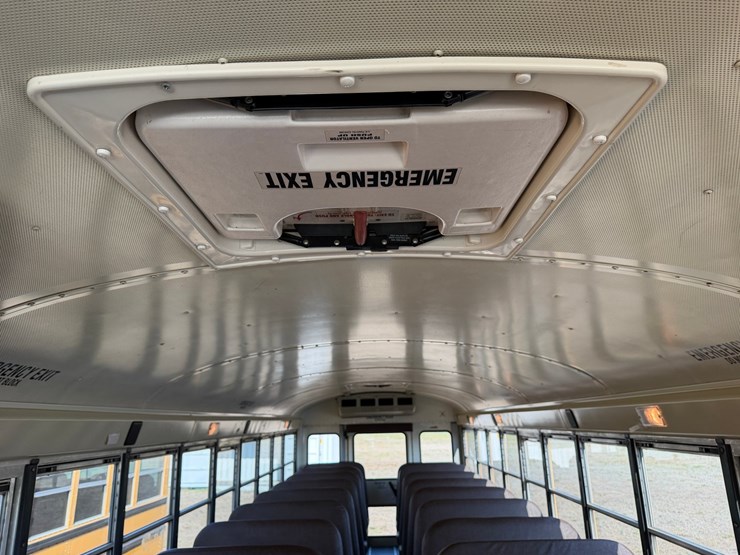 #551-•-#550-•-2011-international-school-bus-image-12