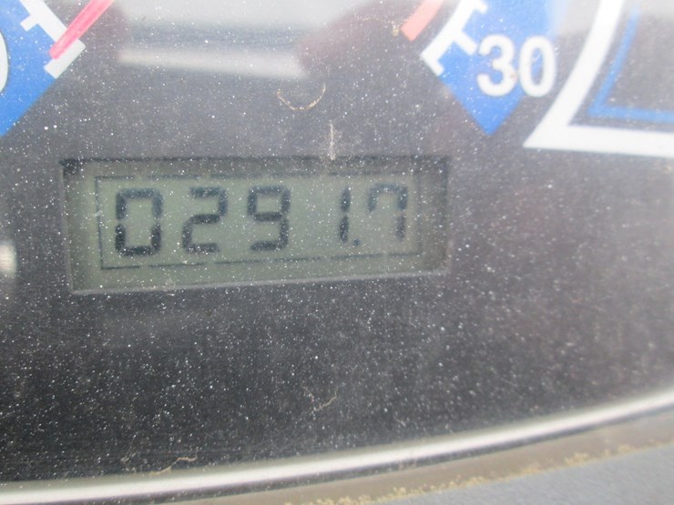 massey-ferguson-1734e-image-35