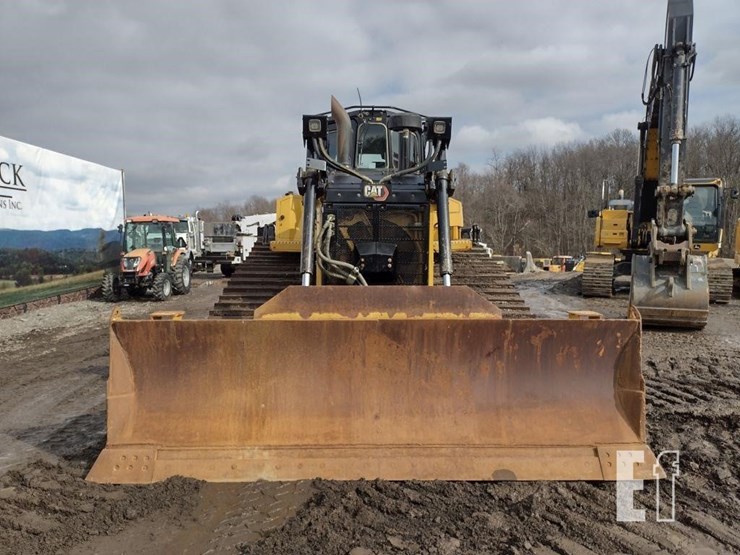 caterpillar-d6-image-2