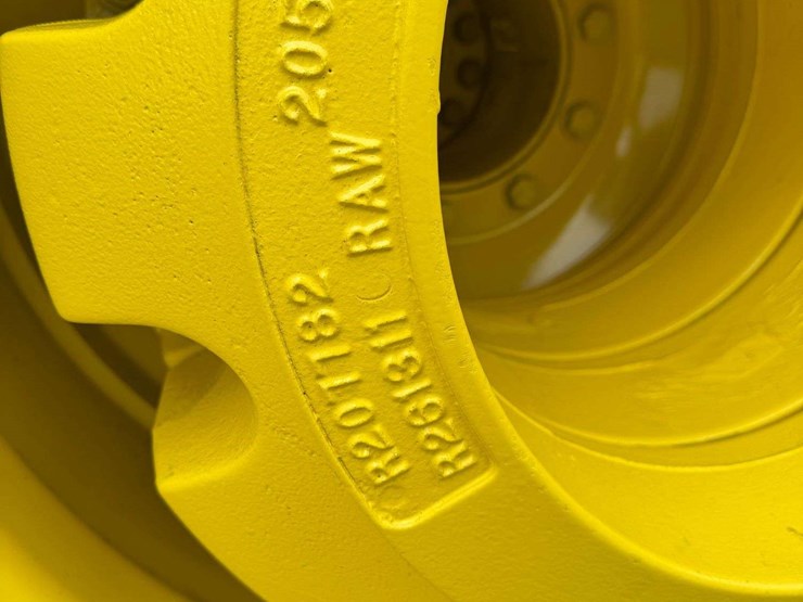 2012-john-deere-9510r-image-15