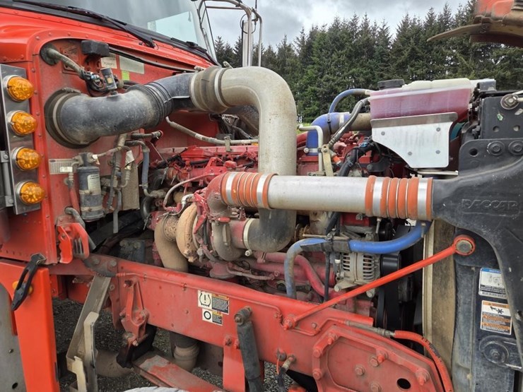 2016-peterbilt-367-image-32