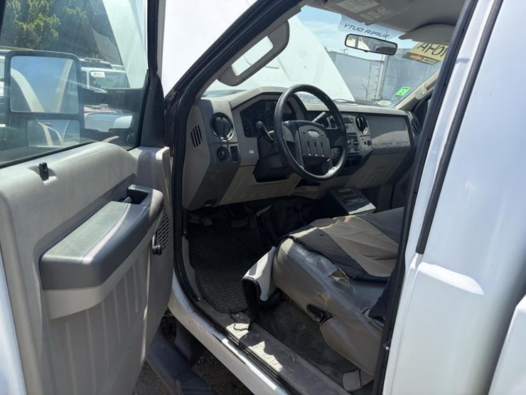 2008-ford-f350-image-10