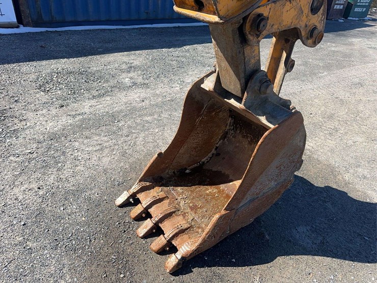 2012-jcb-3cx-image-19