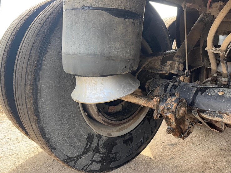 2011-timpte-hopper-image-11