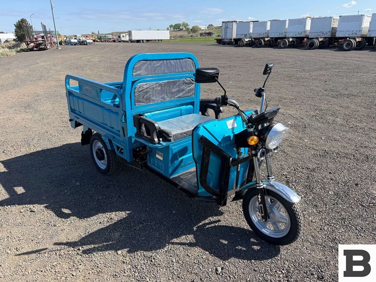 2025-ir-iret13-electric-tricycle-image-7