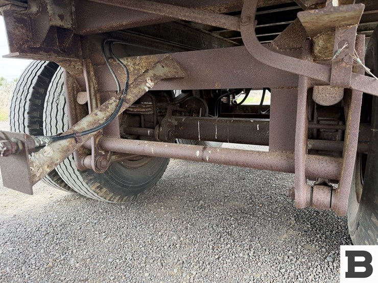 1974-fruehauf-trailer-image-18