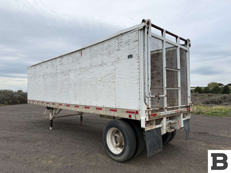 1984-fruehauf-open-top-image-3