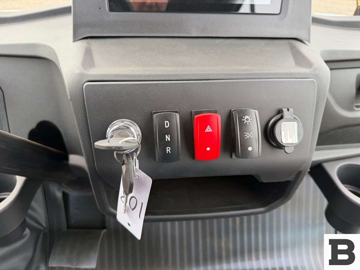 2025-sdlanch-sdlgc80-golf-cart-image-23