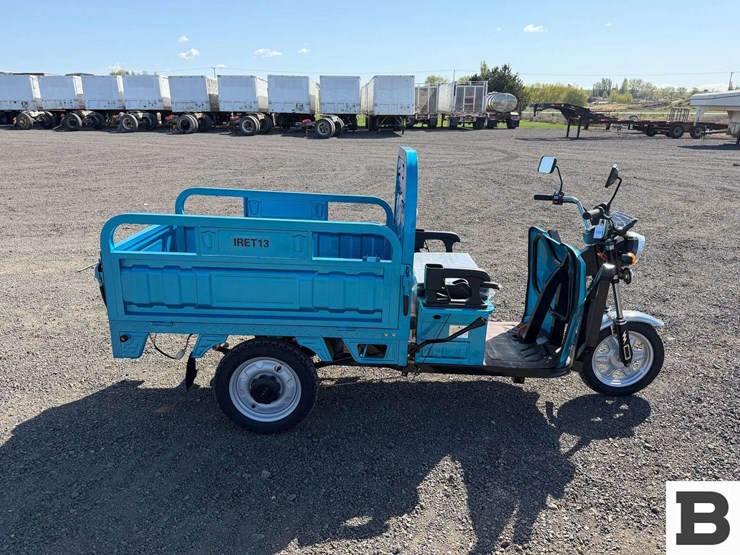 2025-ir-iret13-electric-tricycle-image-6