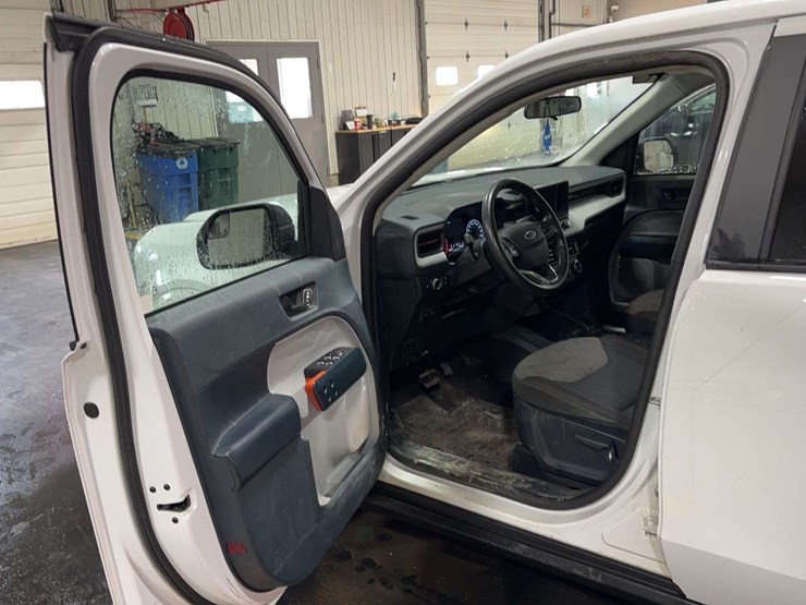 2022-ford-maverick-image-10