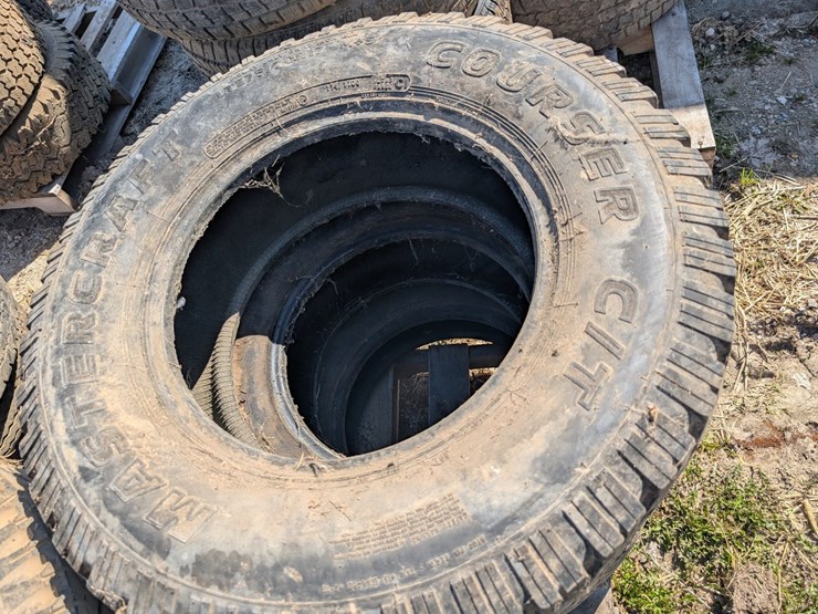 #5489-•-bridgestone-and-dueler-a/t-image-5
