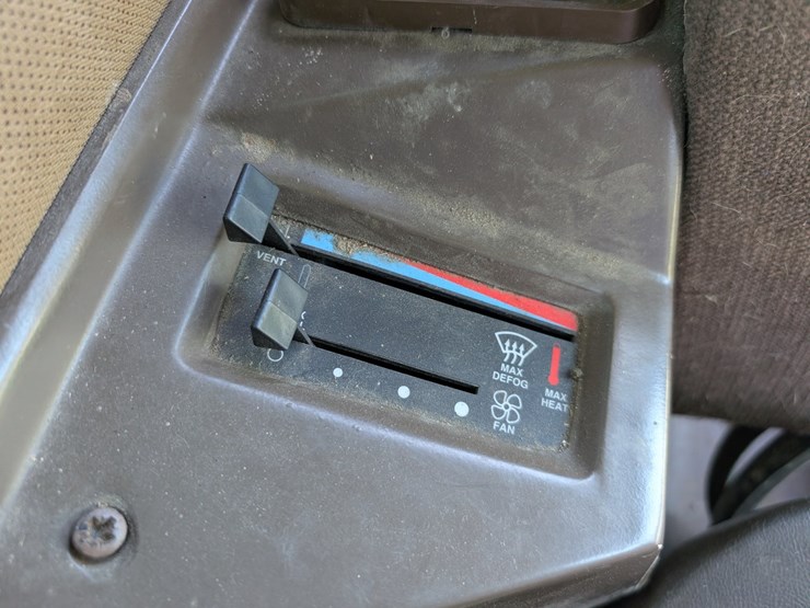 1996-john-deere-9500-image-45