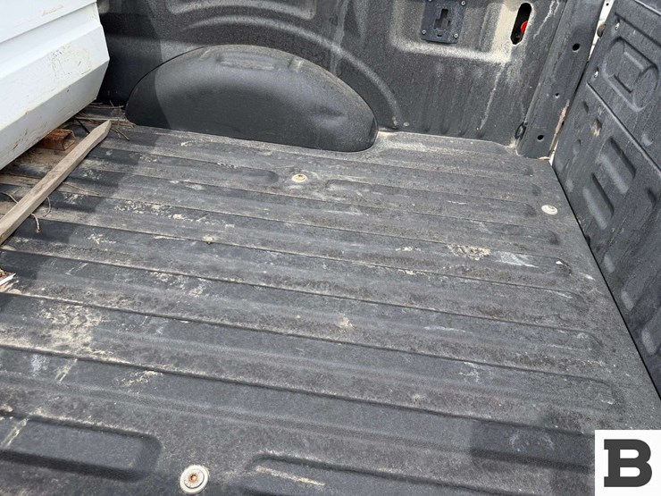 2017-ford-f150-image-17