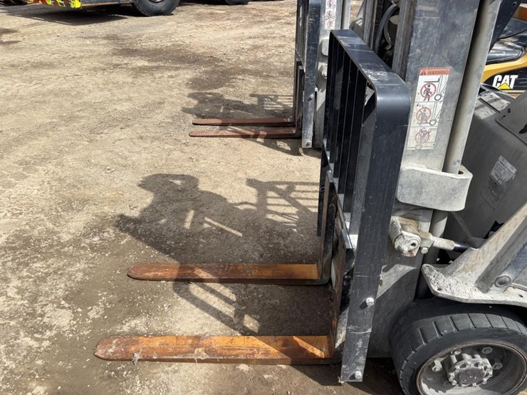 2020-caterpillar-2c6000-image-9