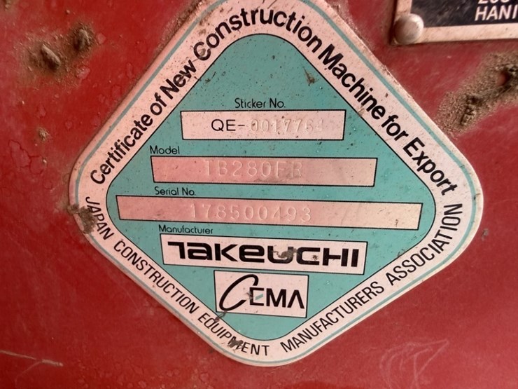 2016-takeuchi-tb280fr-image-24