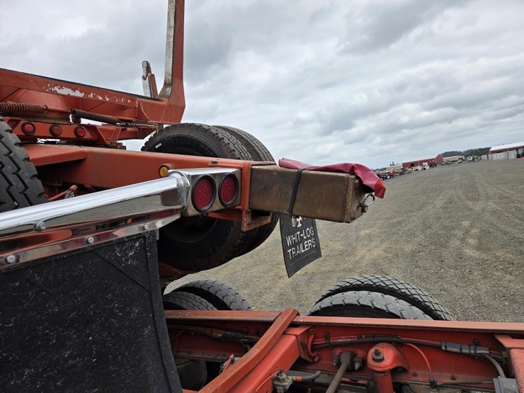 2016-peterbilt-367-image-40