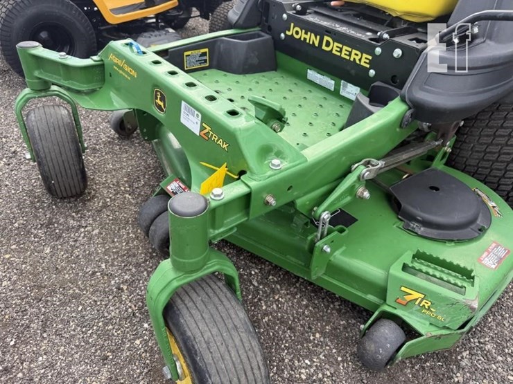 2013-john-deere-z930r-image-10