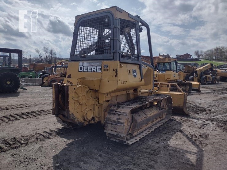 2004-deere-550j-lt-image-36