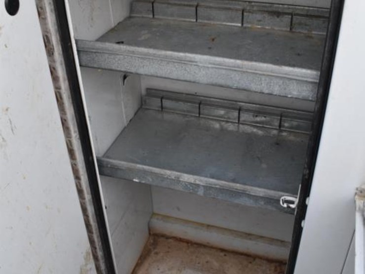 2013-ford-e350-image-15