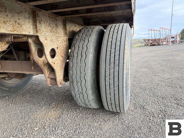 1984-fruehauf-open-top-image-14