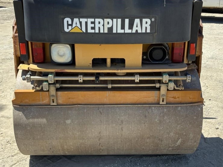 2009-caterpillar-cb24-image-10