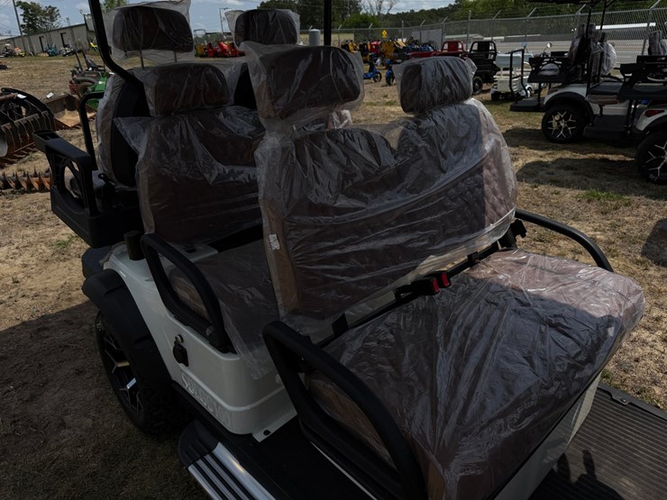 #580-•-#579-•-golf-cart-image-8