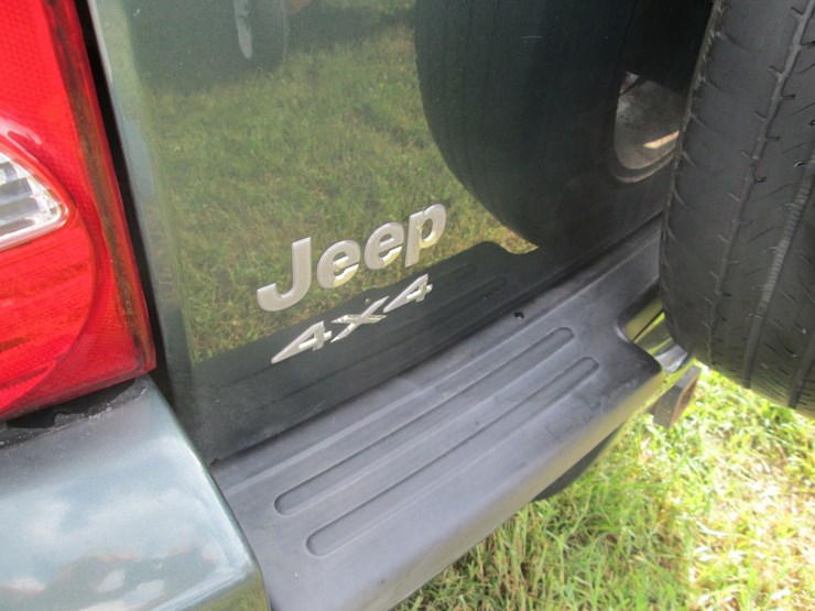 2003-jeep-liberty-image-8