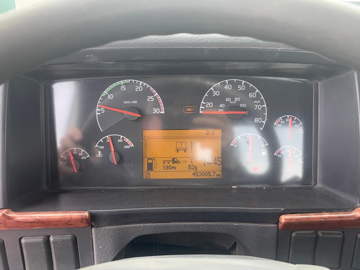 2006-volvo-vnlsemi-image-19