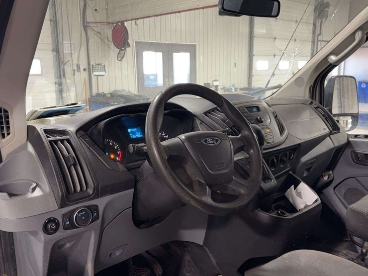 2018-ford-transit-image-14