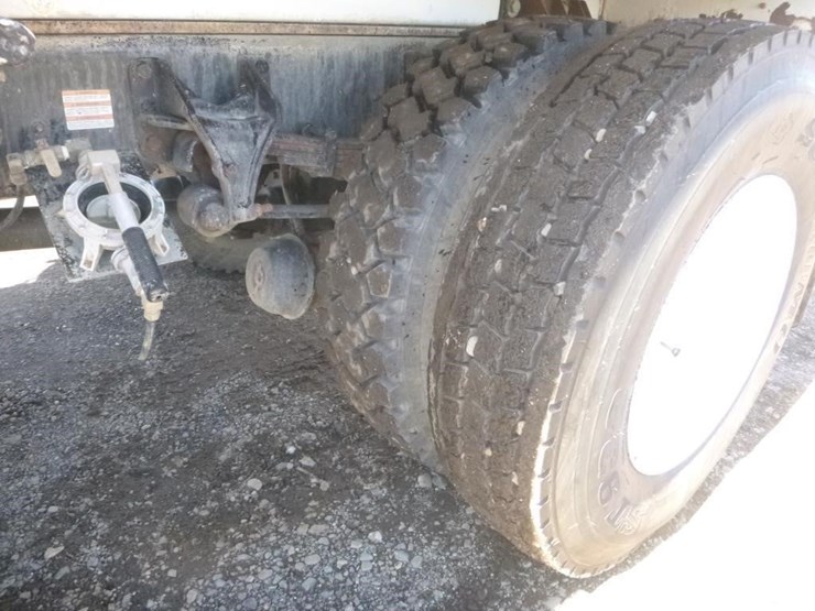 2015-ford-f750-image-22