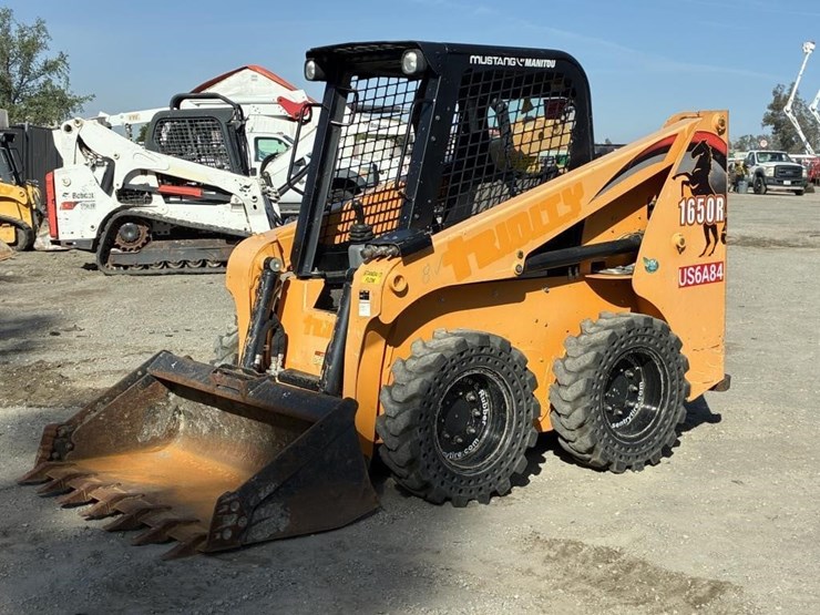 2019-mustang-1650r-image-1