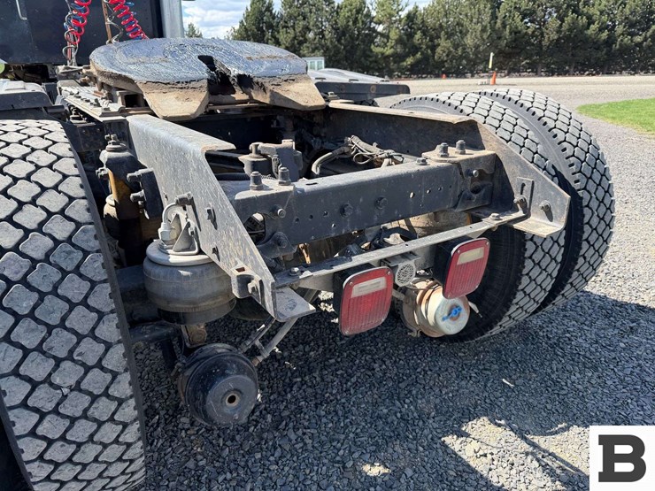 1998-kenworth-t800-image-24