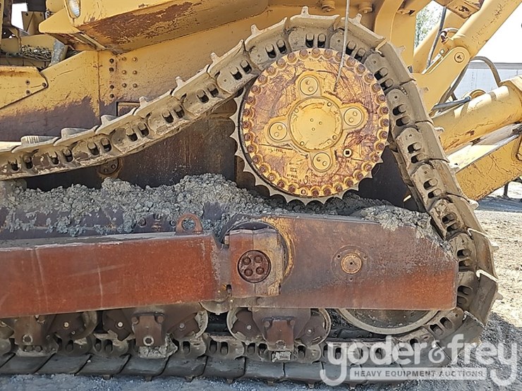 1980-caterpillar-d10-image-23
