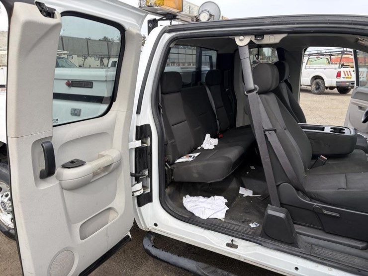 2012-gmc-sierra-2500-image-12