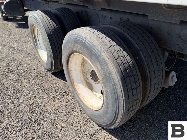 1979-ford-800-image-20