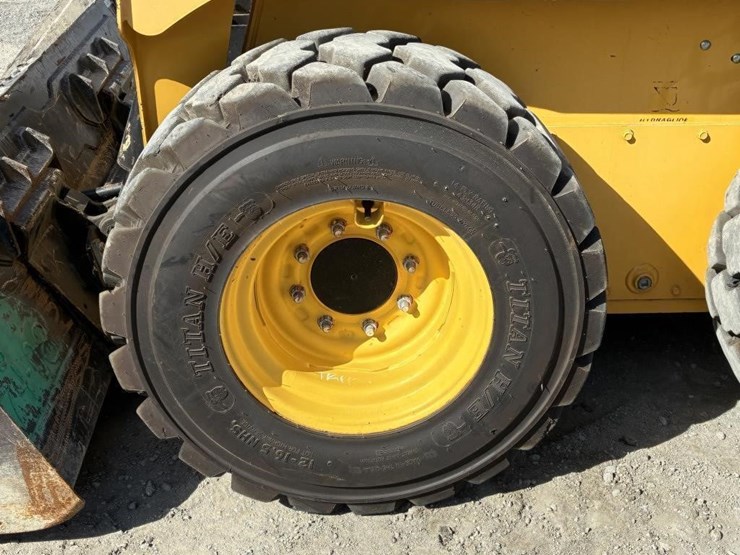 2019-gehl-r190-image-9