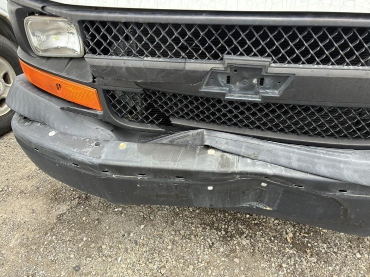 2007-chevrolet-express-2500-image-6