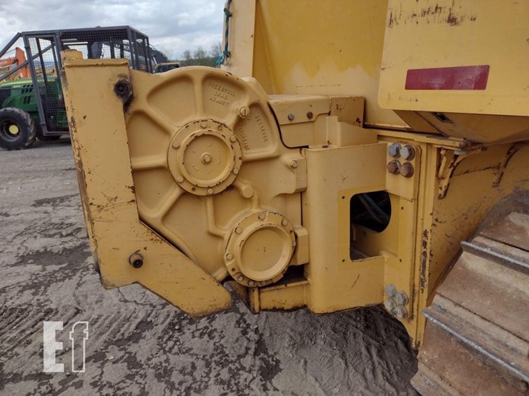 2013-deere-700k-lgp-image-42