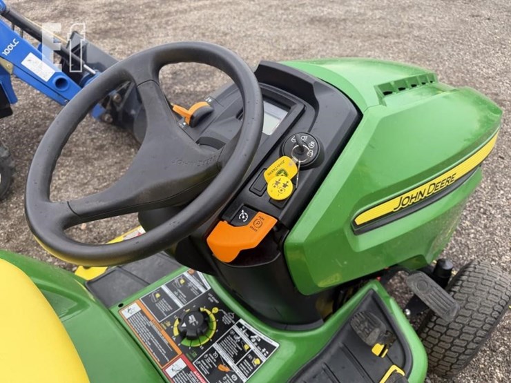 2021-john-deere-x590-image-19