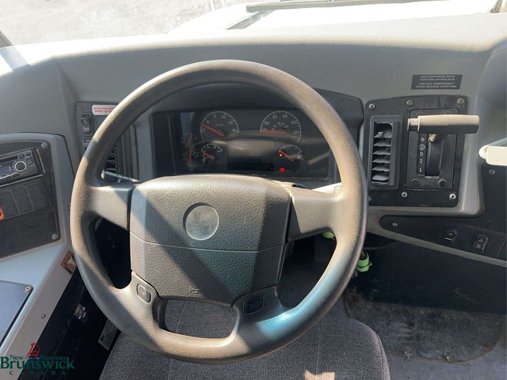 2009-bluebird-vision-image-21