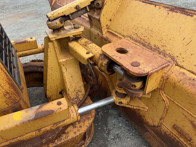 2004-caterpillar-d4g-xl-image-20